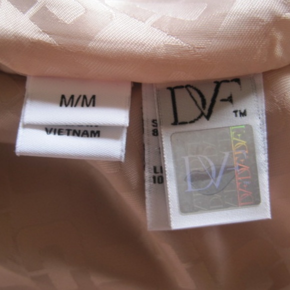 **Host Pick** Diane Von Furstenberg Anouk Trench coat - Picture 8 of 11